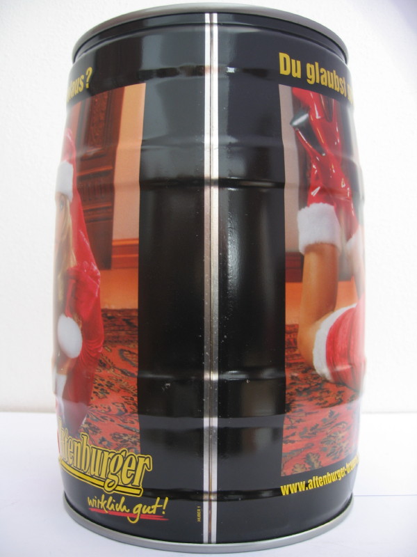 Altenburger girl as santa claus