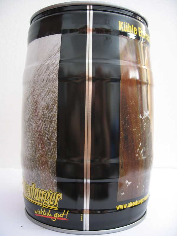 Altenburger girl in shower 