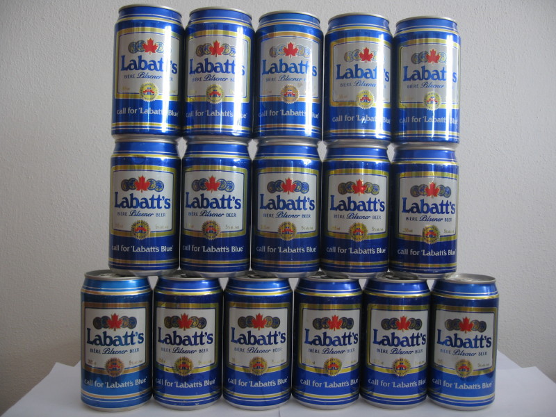 Labatts Pilsener sport (16 cans set) from Canada (35cl) (B/O)