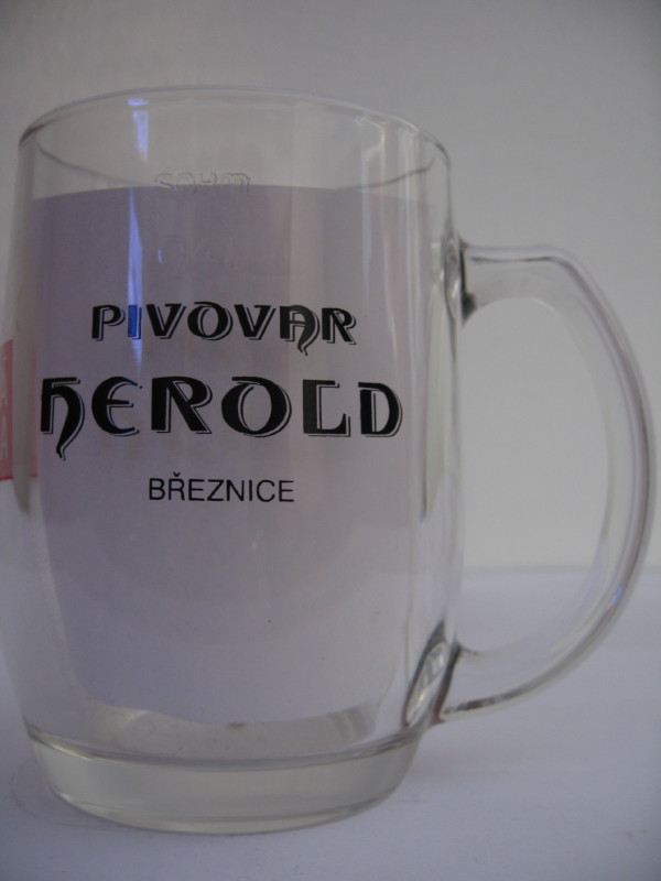 PIVOVAR HEROLD BŘEZNICE ČERVENÁ TABULKA (0,5L) krýgl