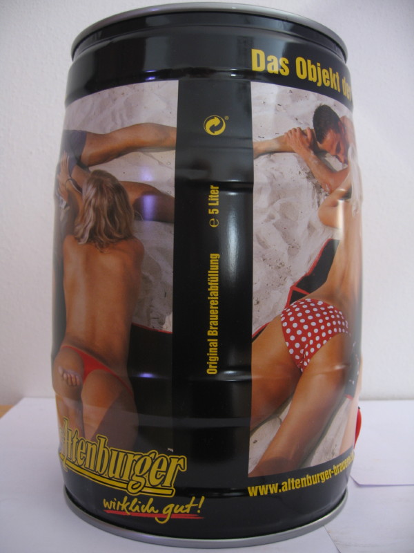 Altenburger three girls and one man by the sea 