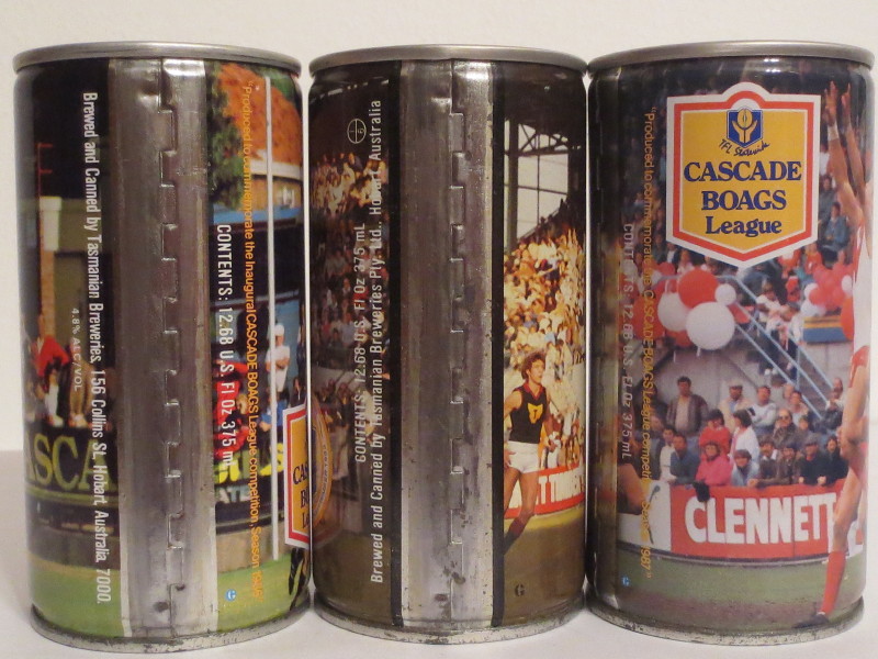 CASCADE LAGER FOOTBALL set from AUSTRALIA (37,5cl) 