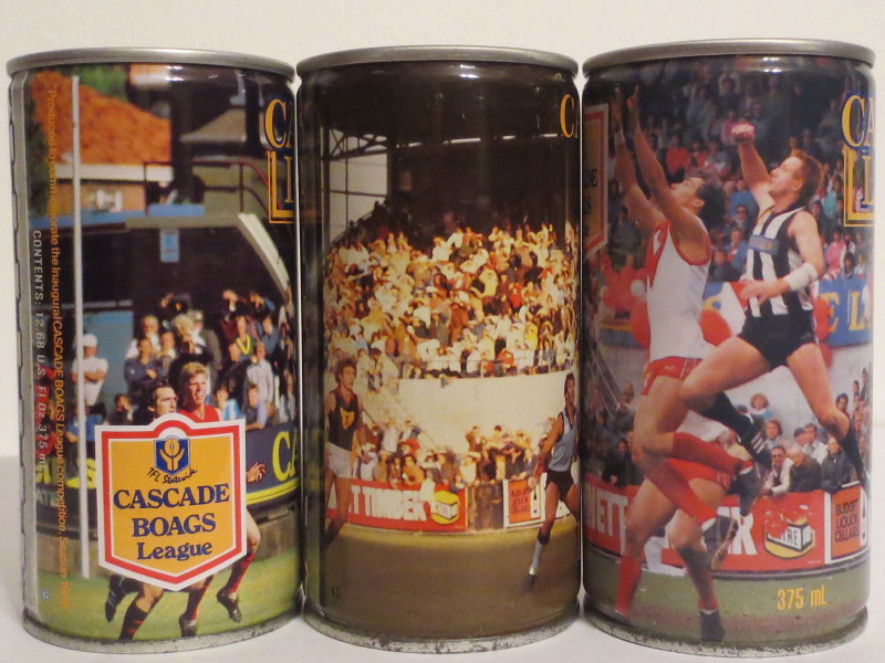 CASCADE LAGER FOOTBALL set from AUSTRALIA (37,5cl) 