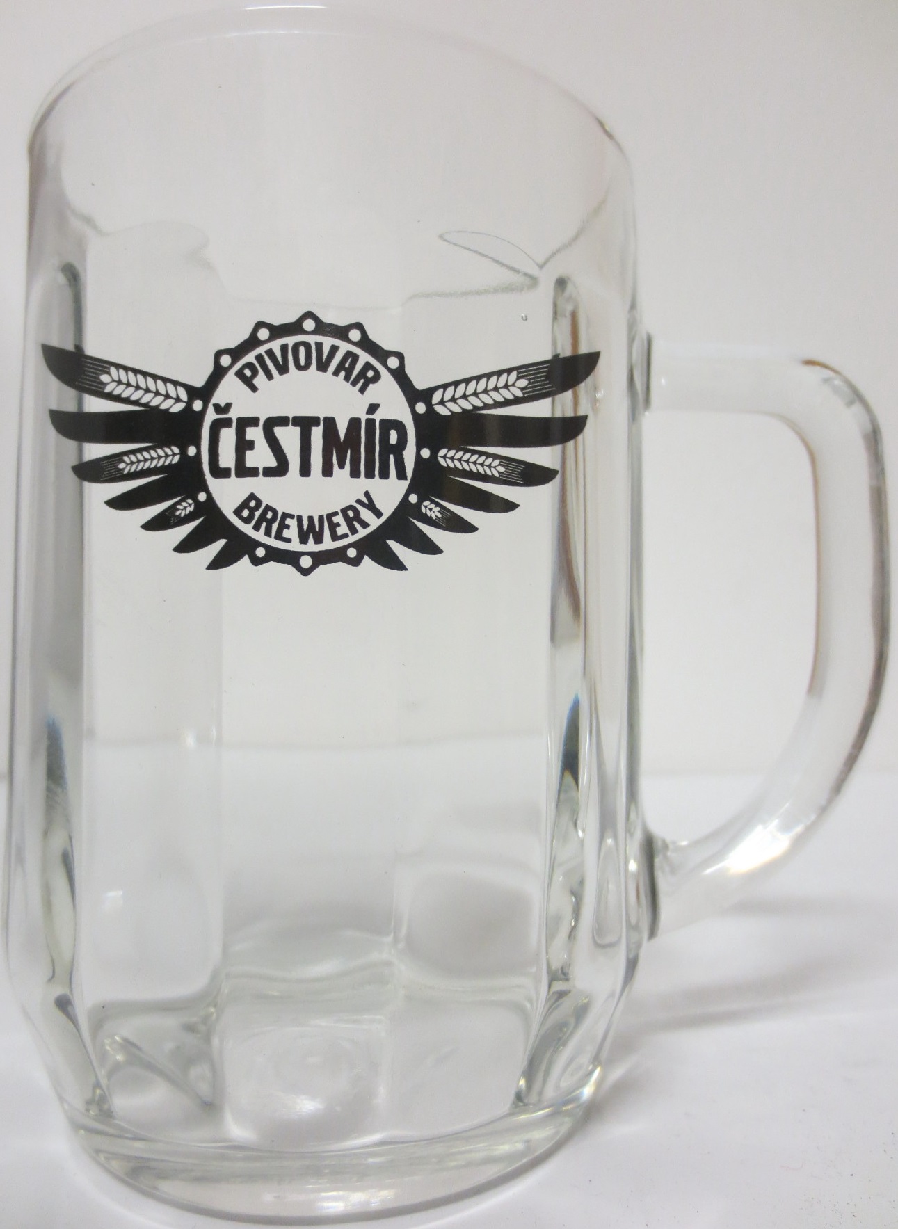 PIVOVAR ČESTMÍR BREWERY (0,5L) Praha