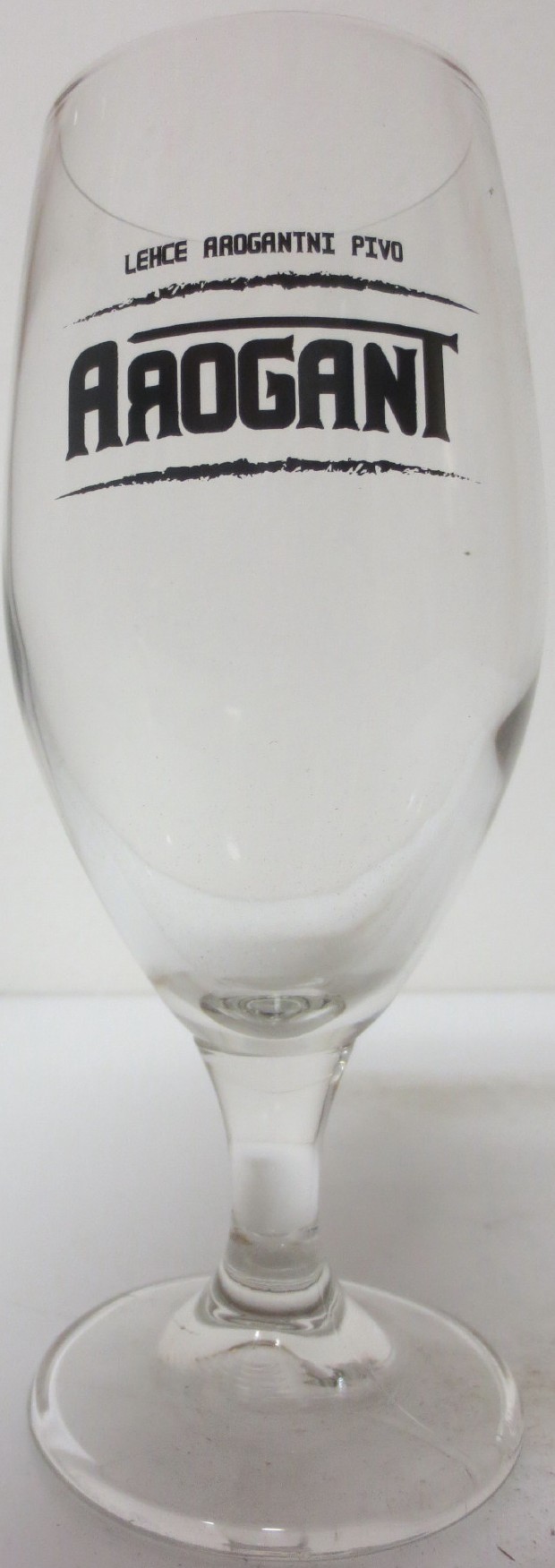 AROGANT LEHCE AROGANTNÍ PIVO (0,3L) Stopka