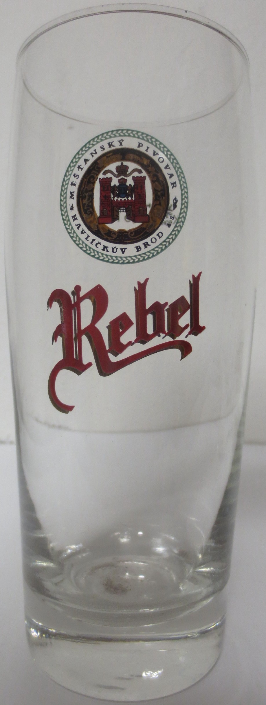 Rebel (0,5L) Willi (malé logo) 