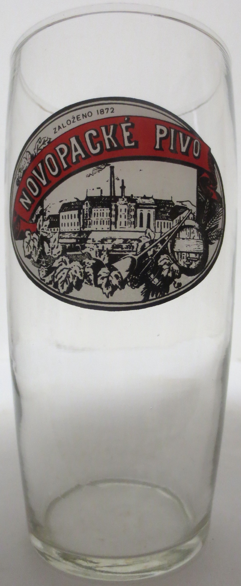 NOVOPACKÉ PIVO (0,5L) Willi (červený/bílý)