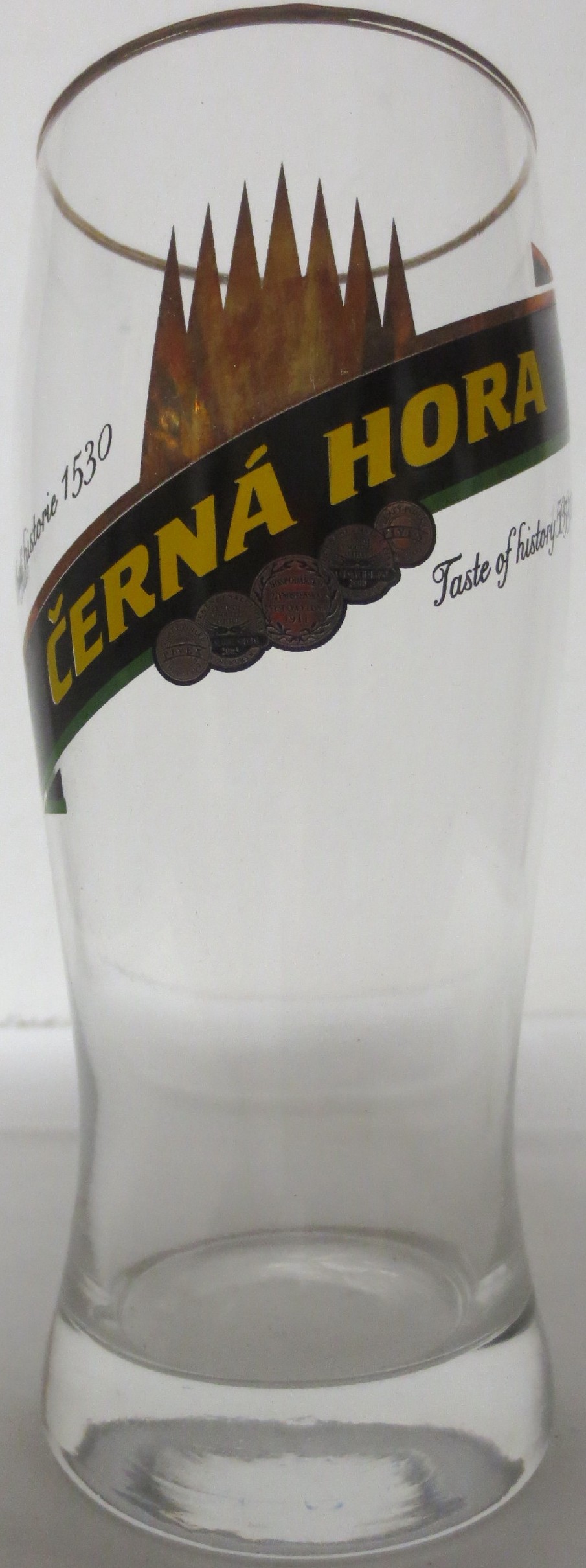 ČERNÁ HORA 1530 Chuť historie Taste of history 1530 (0,5L) Bavaria