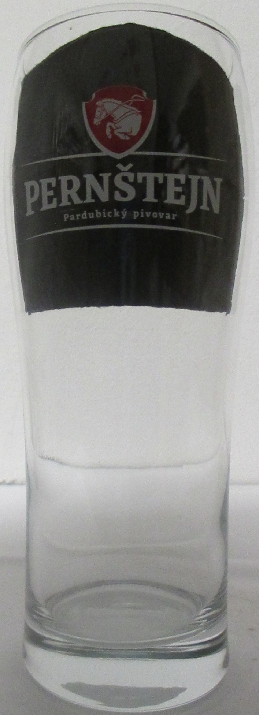 PERNŠTEJN Pardubický pivovar (0,5L) Grazer (bílý)
