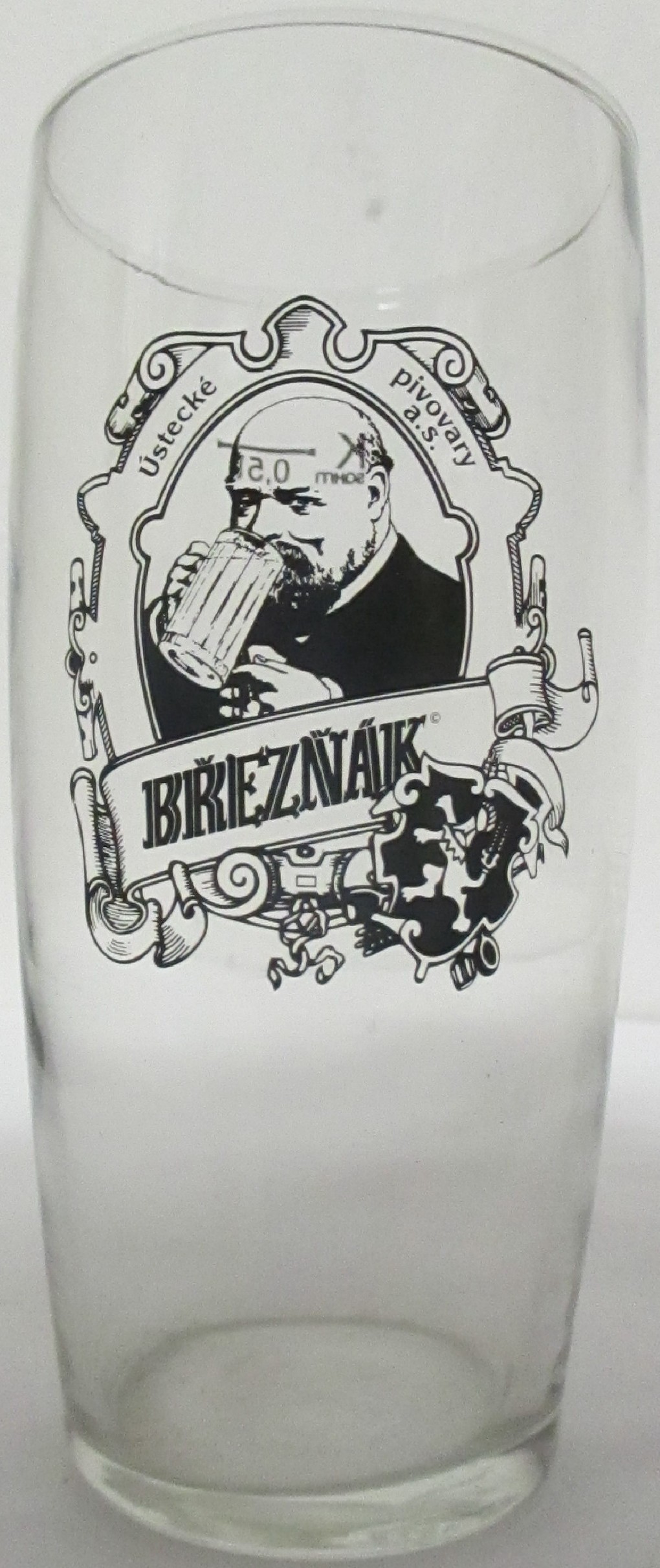 Ústecké pivovary a.s. BŘEZŇÁK (0,5L) Willi č.2 (průhledný erb)