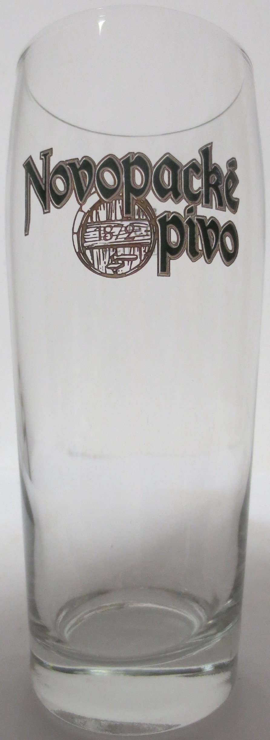 Novopacké pivo (0,5L) Willi č.3