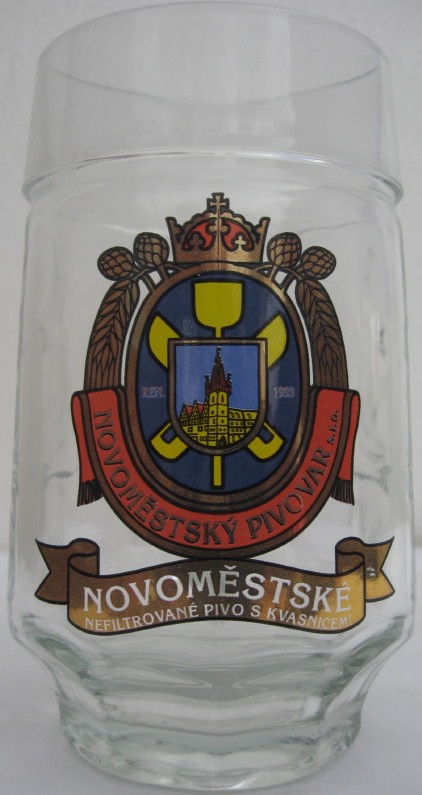 NOVOMĚSTSKÉ NEFILTROVANÉ PIVO S KVASNICEMI (0,5L) krýgl