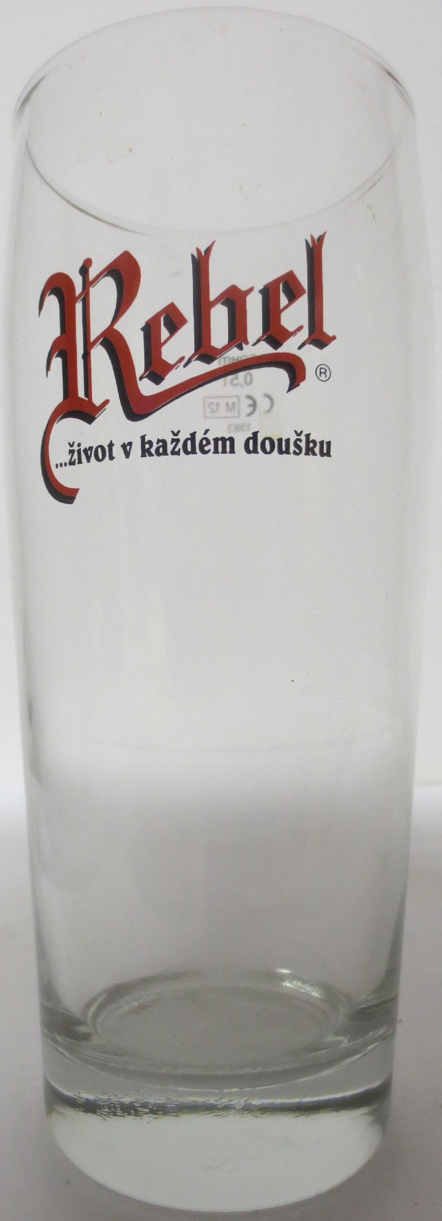 Rebel ...život v každém doušku (0,5L) Willi