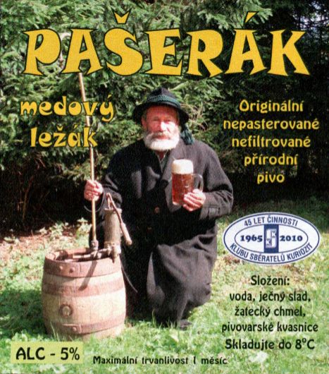 PAŠERÁK medový ležák KLUB SBĚRATELŮ KURIOZIT 45 LET ČINNOSTI (Železná Ruda) (E)