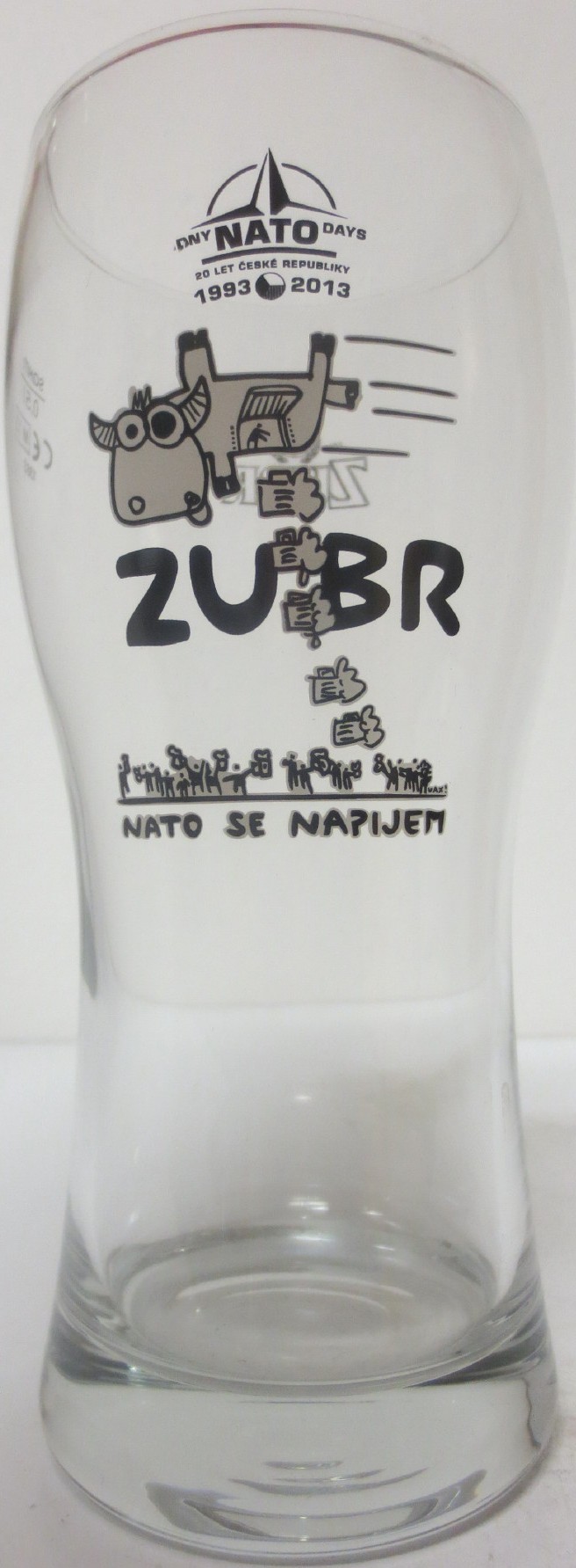 ZUBR NATO SE NAPIJEM 1993-2013 (0,5L) Cadera