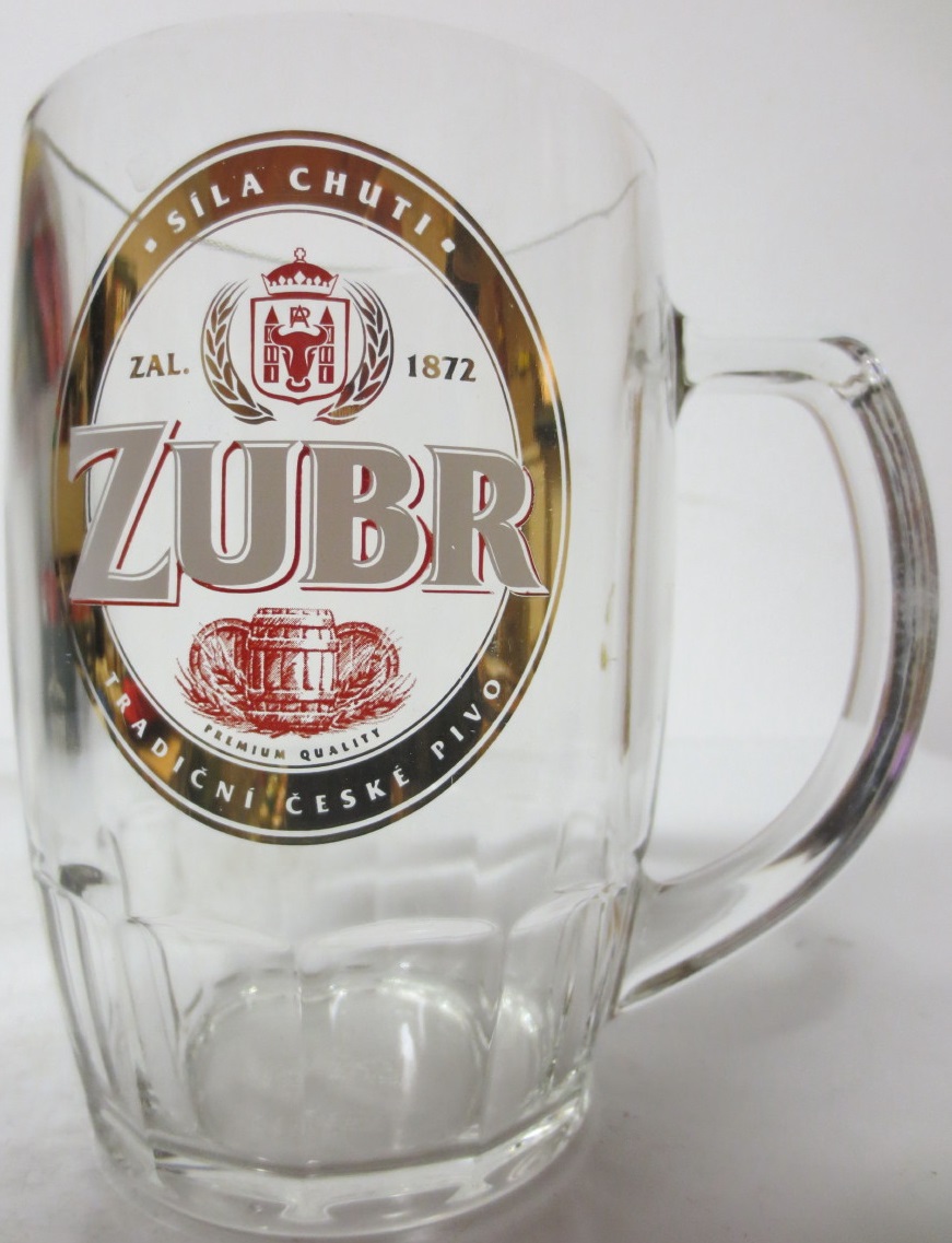 ZUBR TRADIČNÍ ČESKÉ PIVO (0,5L) Bamberg 