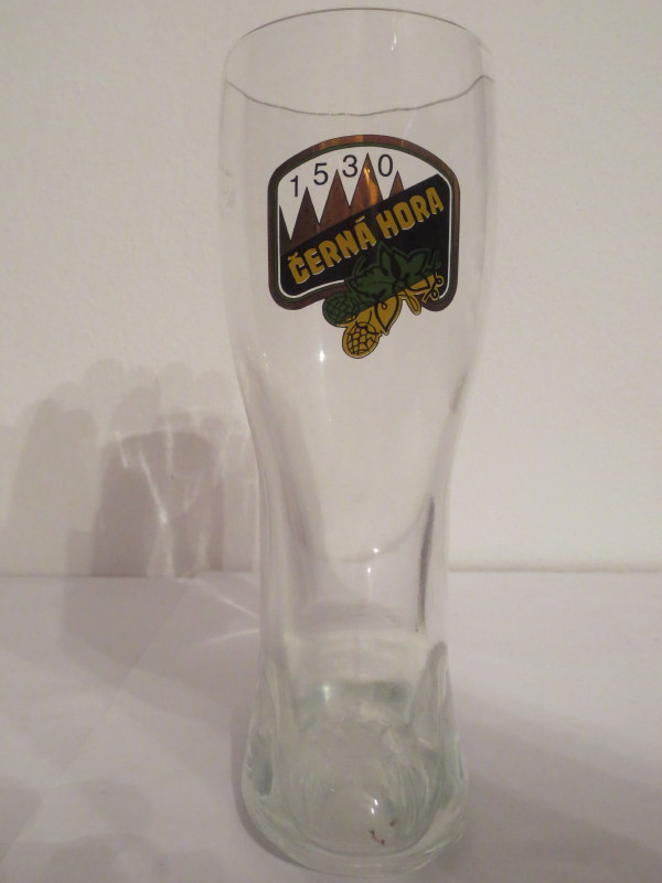 1530 ČERNÁ HORA (0,5L) Bota 