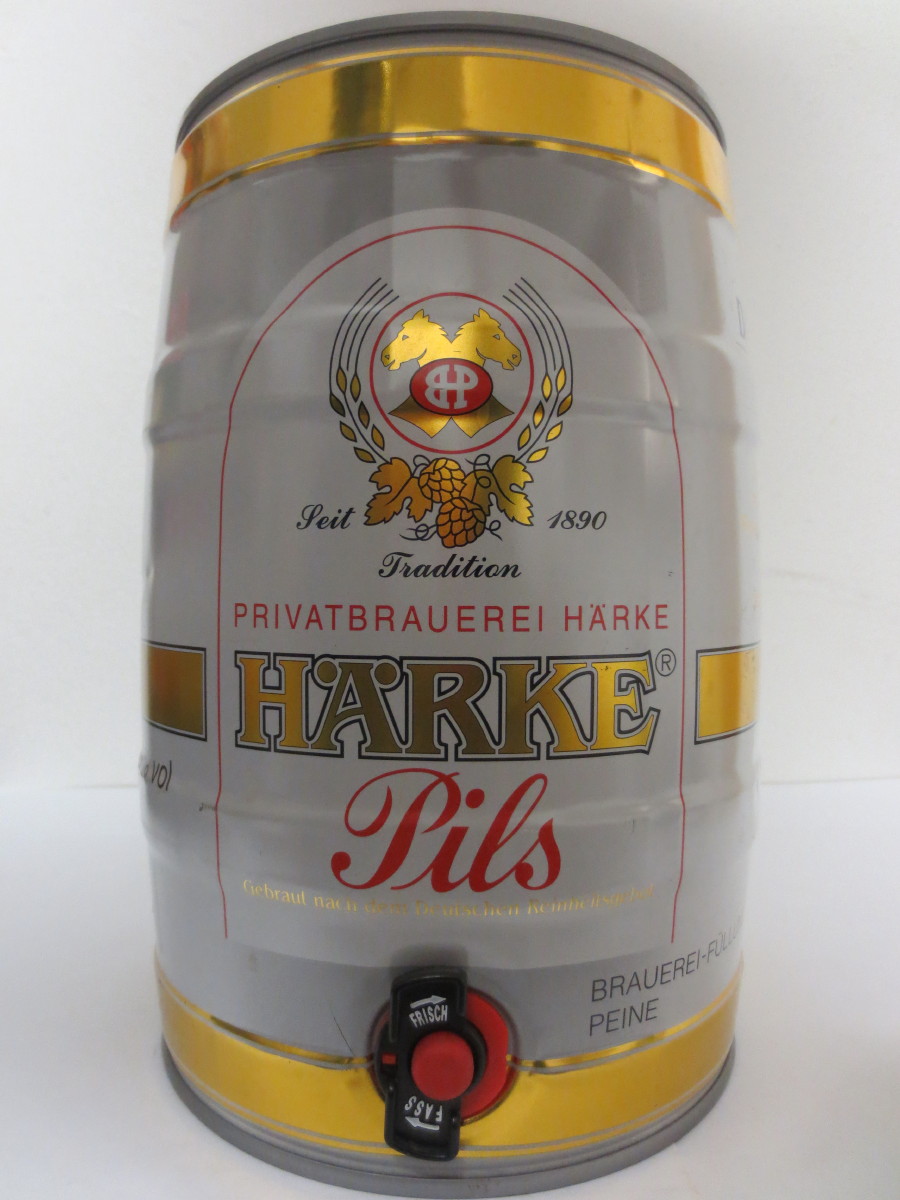 PRIVATBRAUEREI HÄRKE HÄRKE Pils 