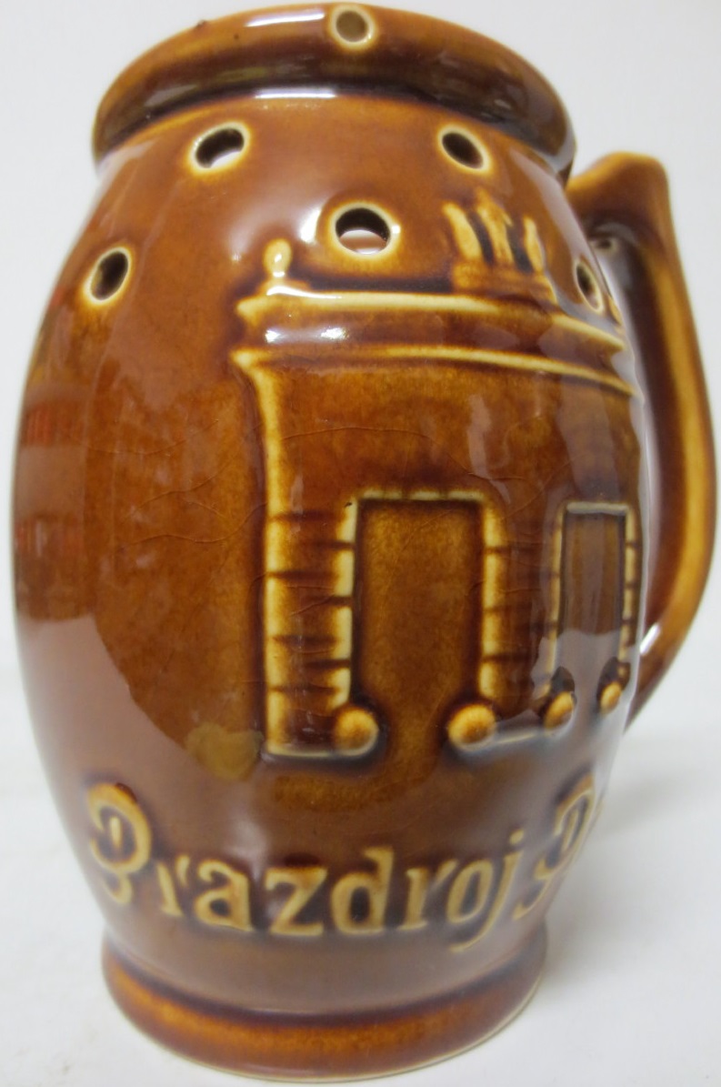 Plzeňský Prazdroj (0,5L) keramický korbel děrovaný