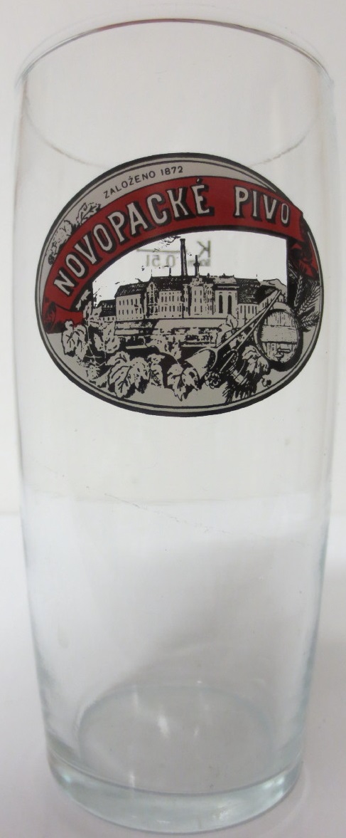 NOVOPACKÉ PIVO (0,5L) Willi (červený/průhledný)