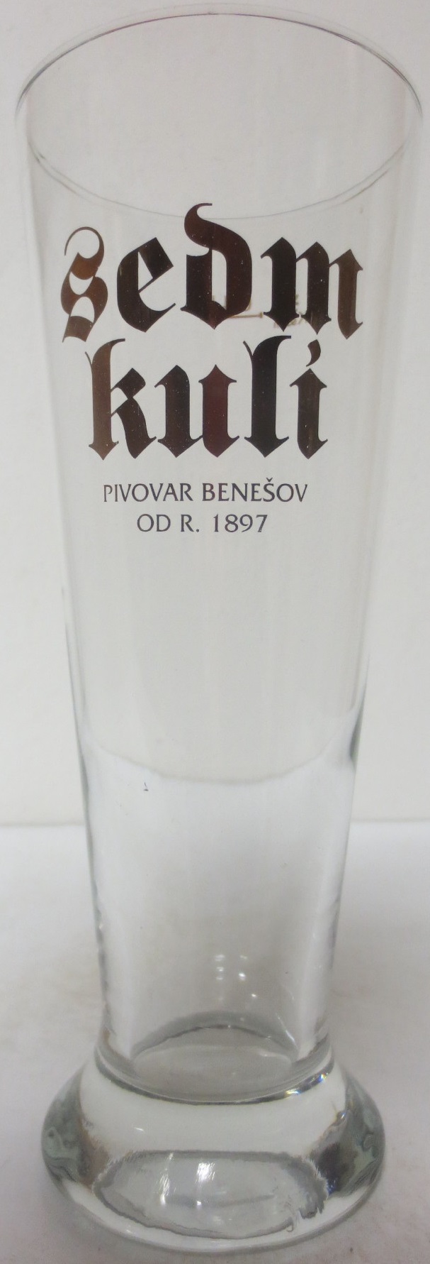 Sedm kulí PIVOVAR BENEŠOV OD R. 1897 (0,4L) štuc