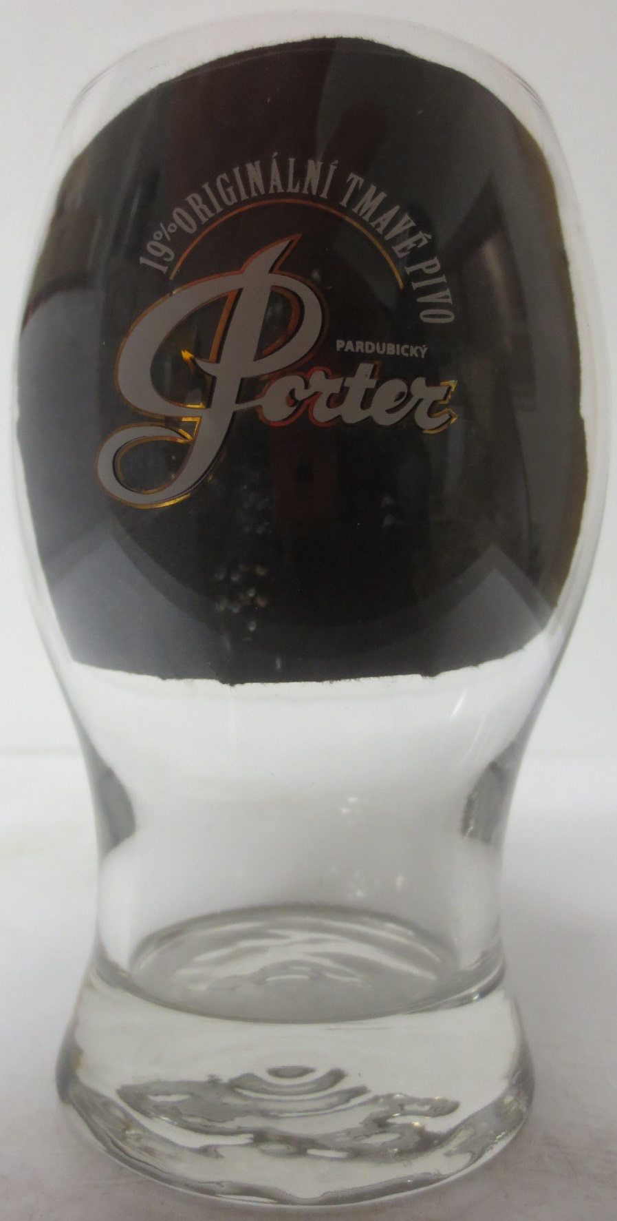 PARDUBICKÝ Porter 19° ORIGINÁLNÍ TMAVÉ PIVO (0,2L) štuc