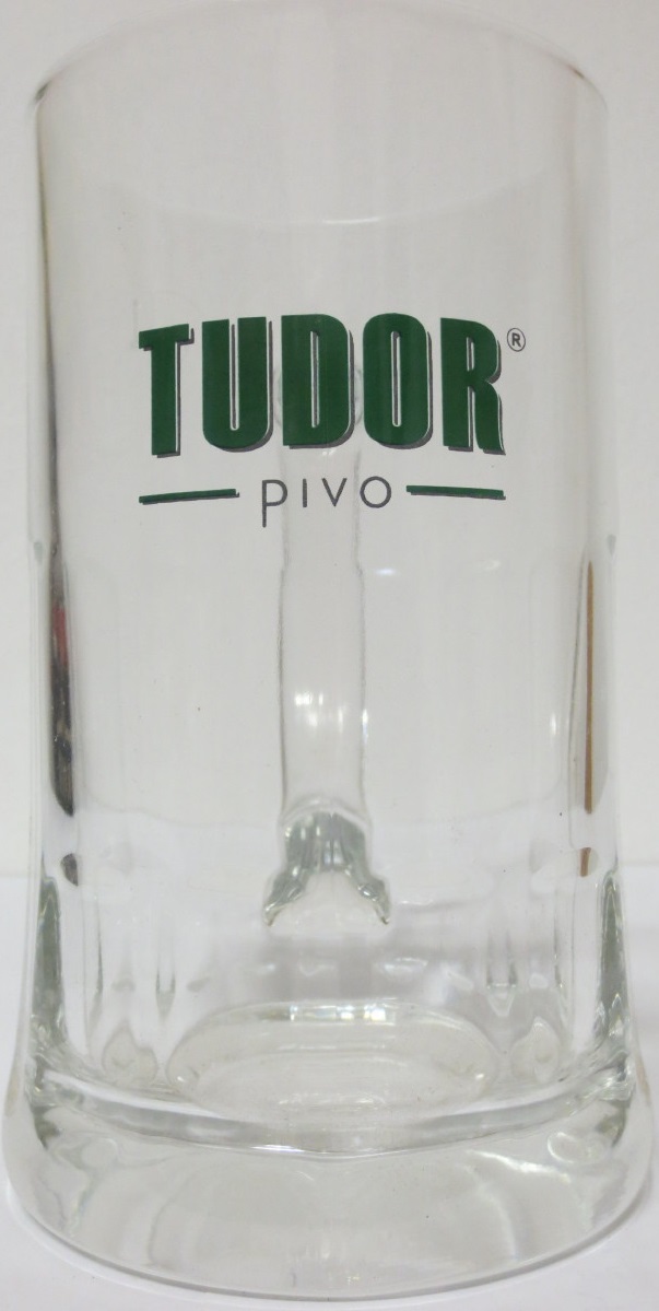 TUDOR pivo (0,5L) Salzburg nízký 