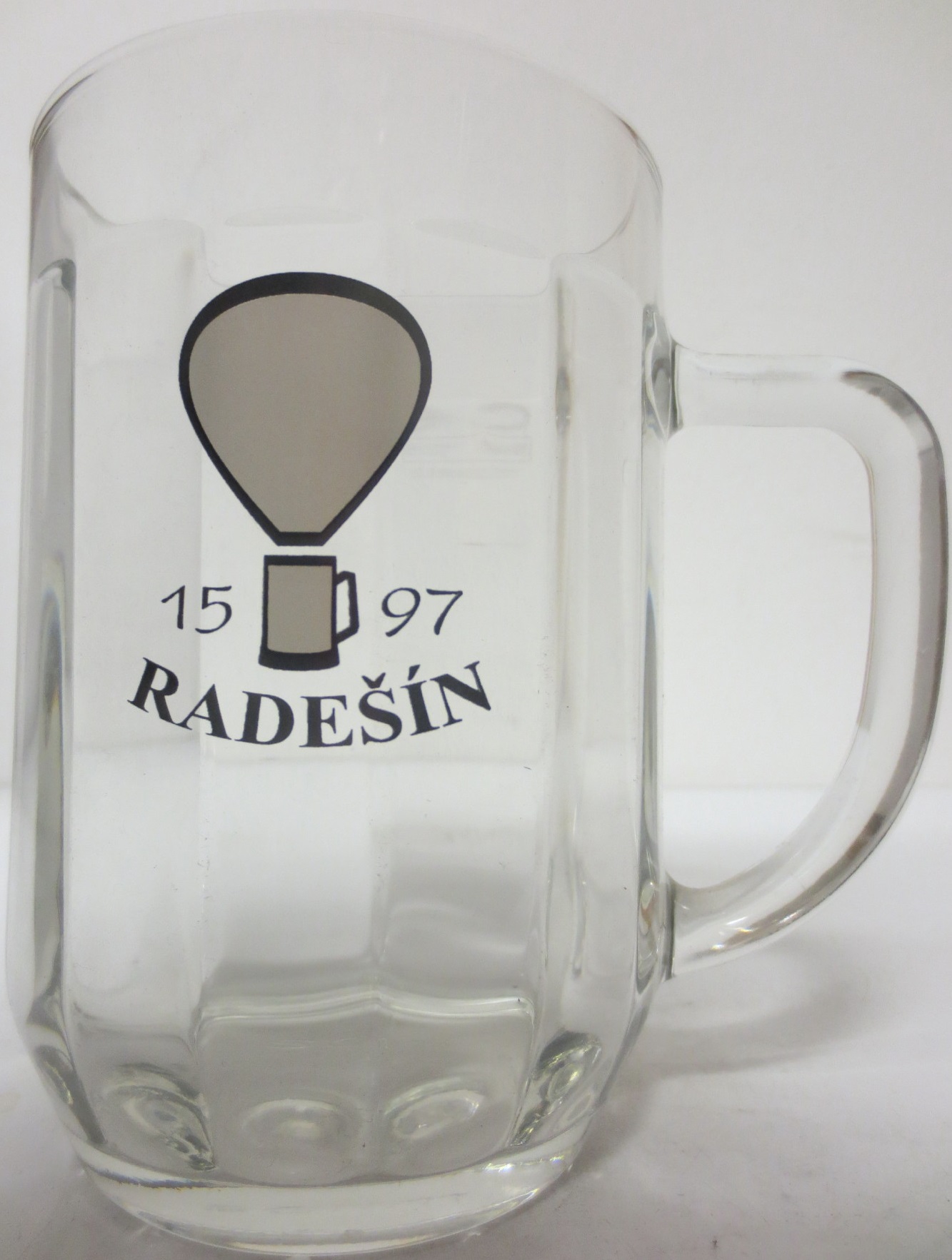 RADEŠÍN 1597 (0,5L) Praha BĹÝ!!!