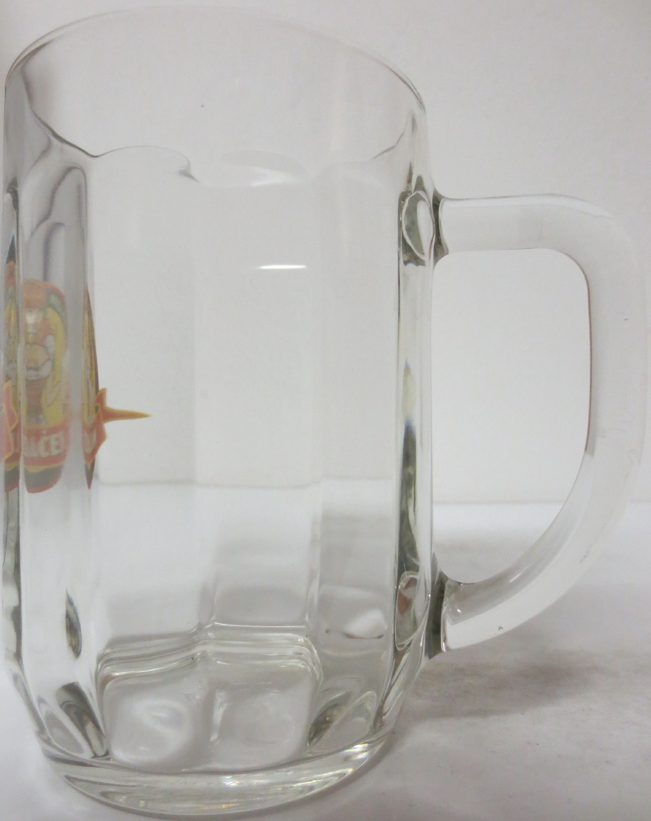 MILLÁČEK PIVOVAR MILLÉNIUM (0,5L) Praha 