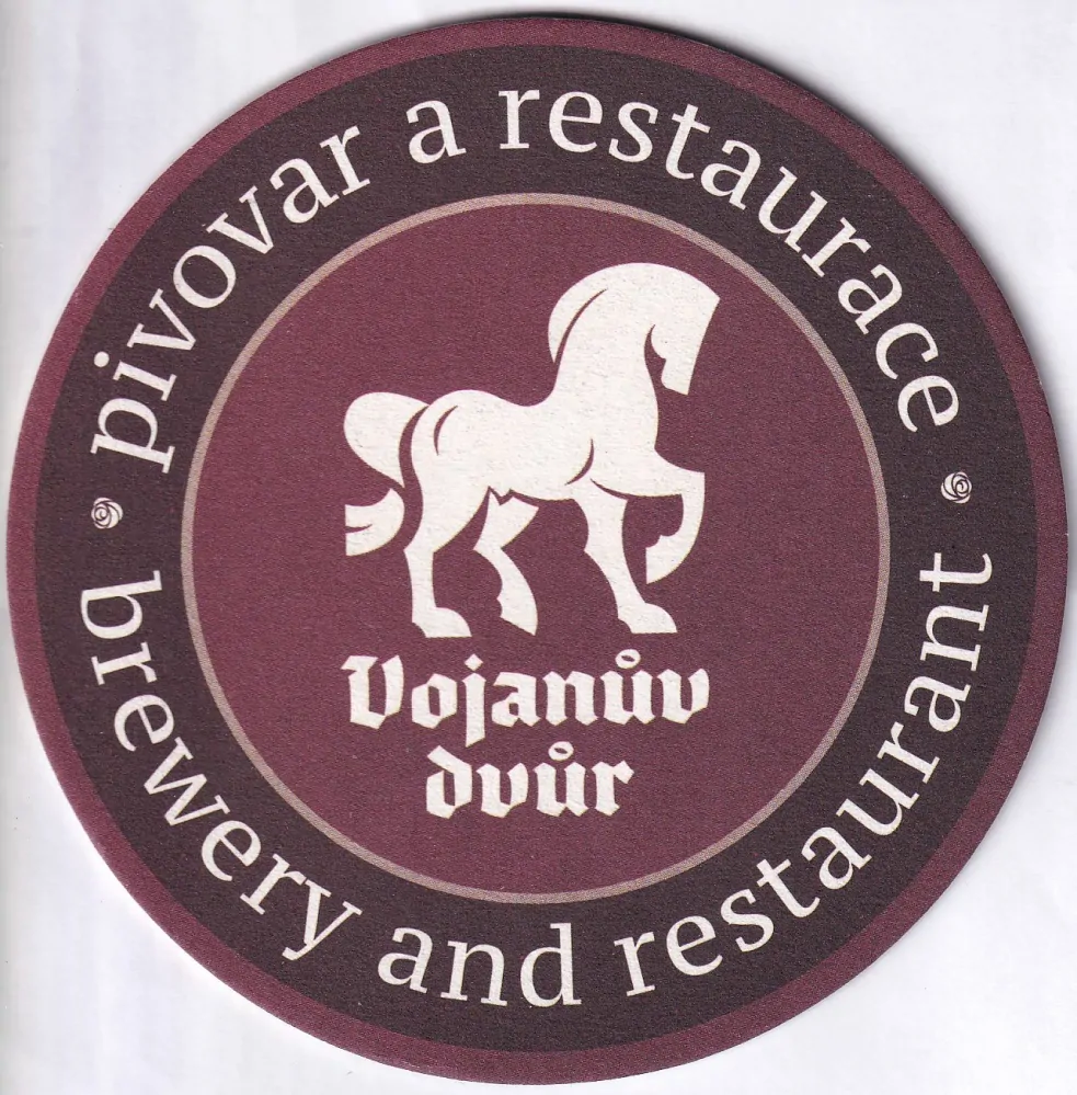 U tří růží Vojanův dvůr pivovar a restaurace brewery and restaurant (PTMP-K-ab)