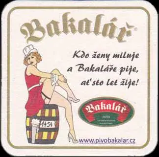 Bakalář Kdo ženy miluje a Bakaláře pije, ať 100 let žije! (bílý) (PTVP-Č-ab)