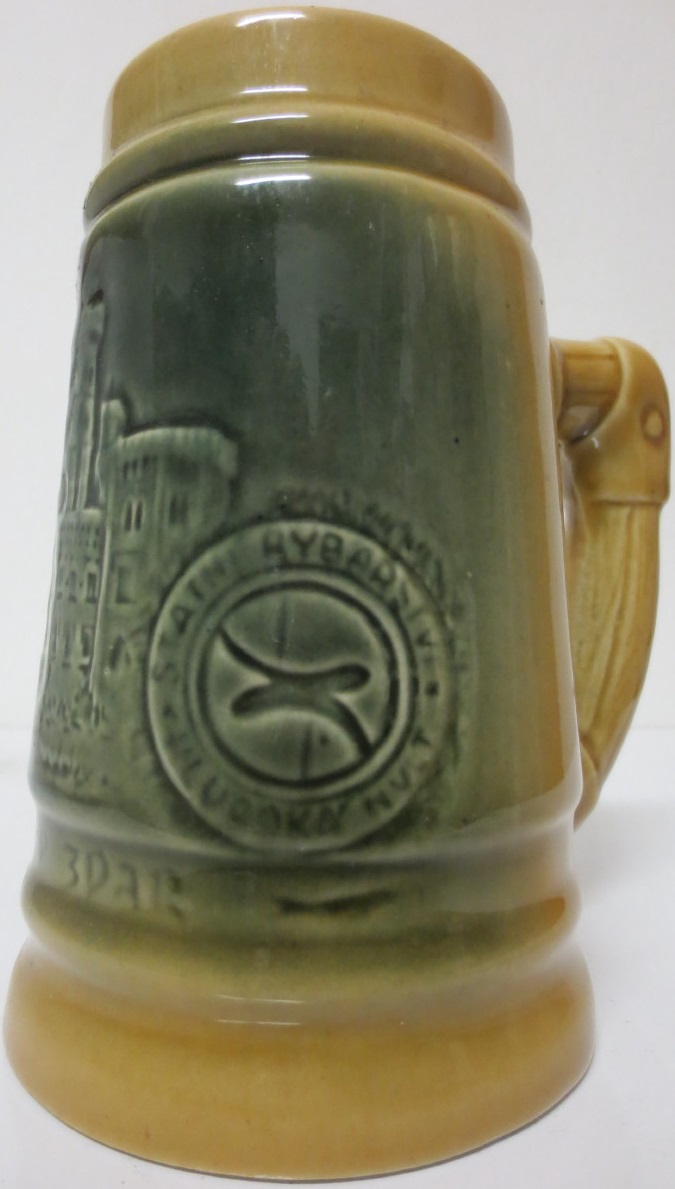 Kermický korbel na pivo PETRŮV ZDAR (0,5L)