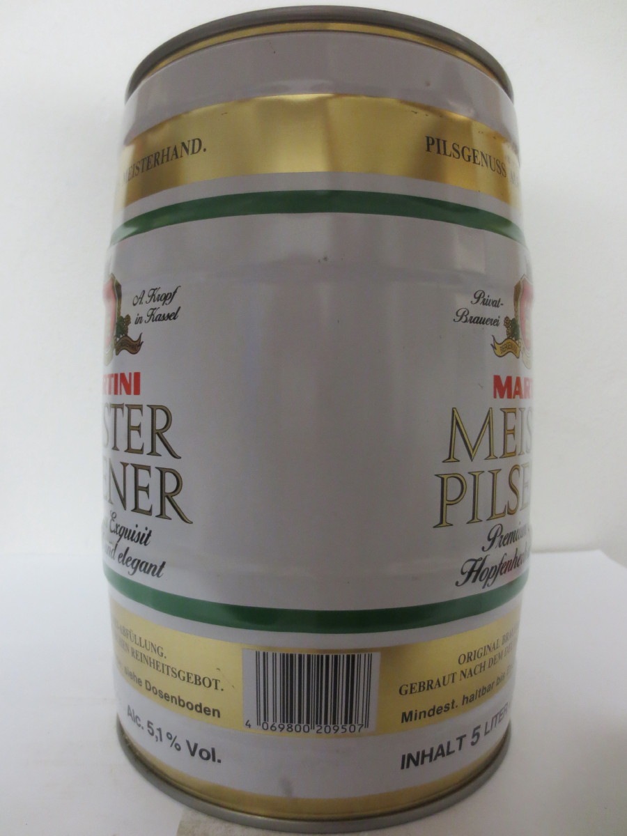 MARTINI MEISTER PILSENER Premium Exquisit Hopfenherb und elegant 