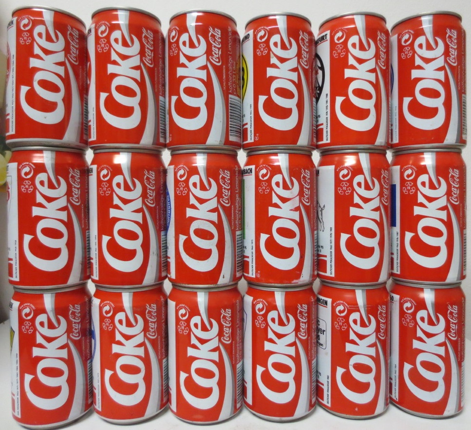 Coca Cola BUNDESLIGA set from GERMANY (18 cans) (33cl) (T/O)