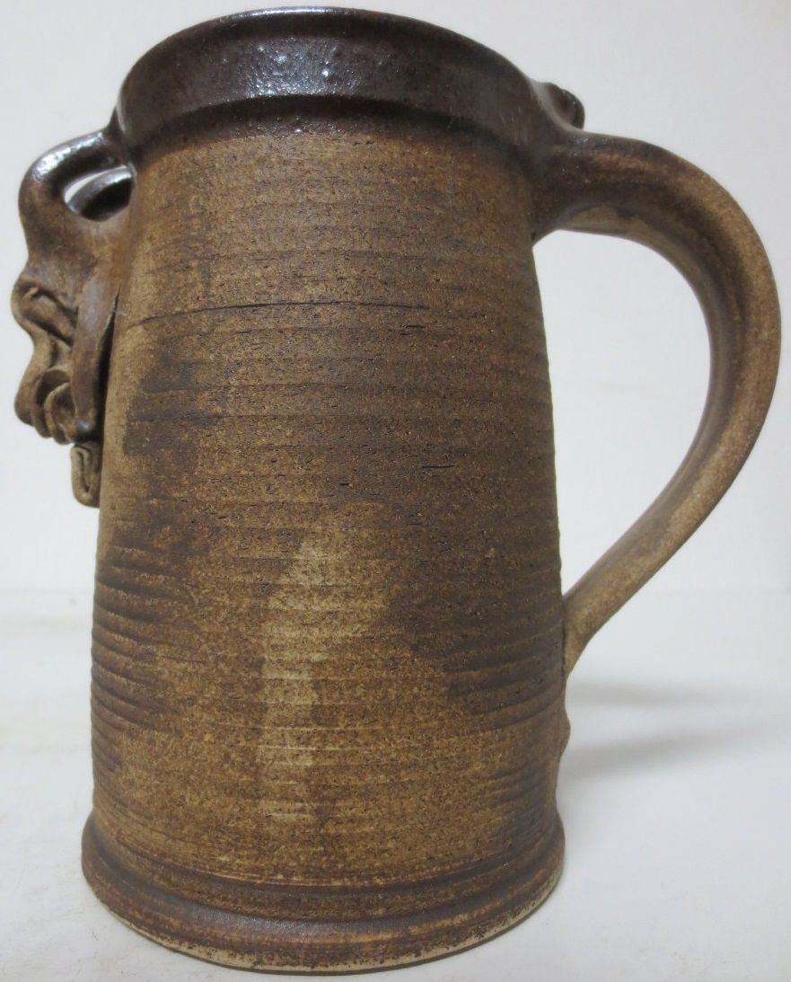 Keramický korbel s kozlem (0,5L)