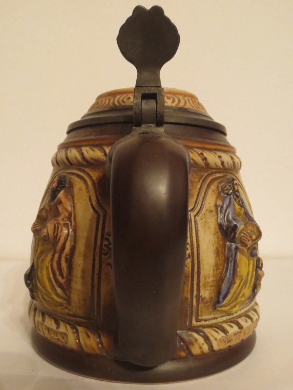 Keramický korbel na pivo s pokličkou (0,5L) 