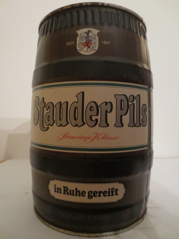 Stauder Pils Premium Klasse in Ruhe gereift 