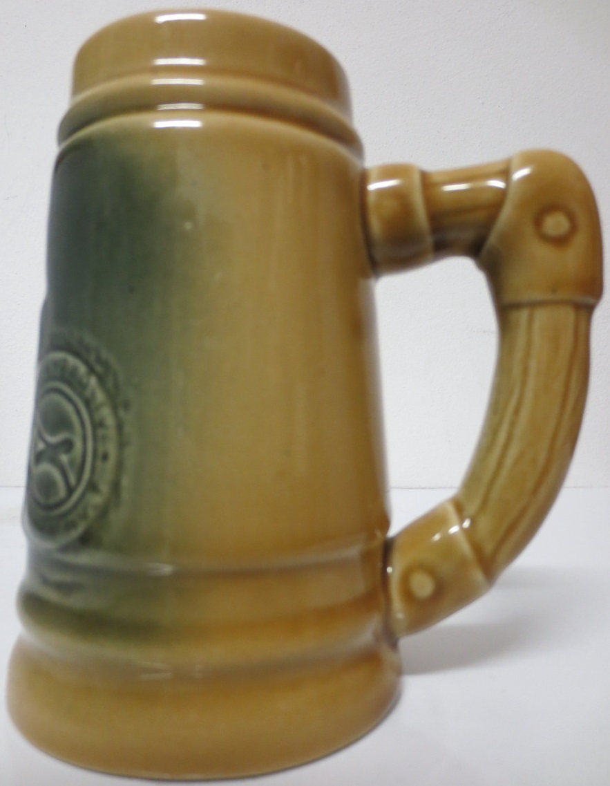 Kermický korbel na pivo PETRŮV ZDAR (0,5L)