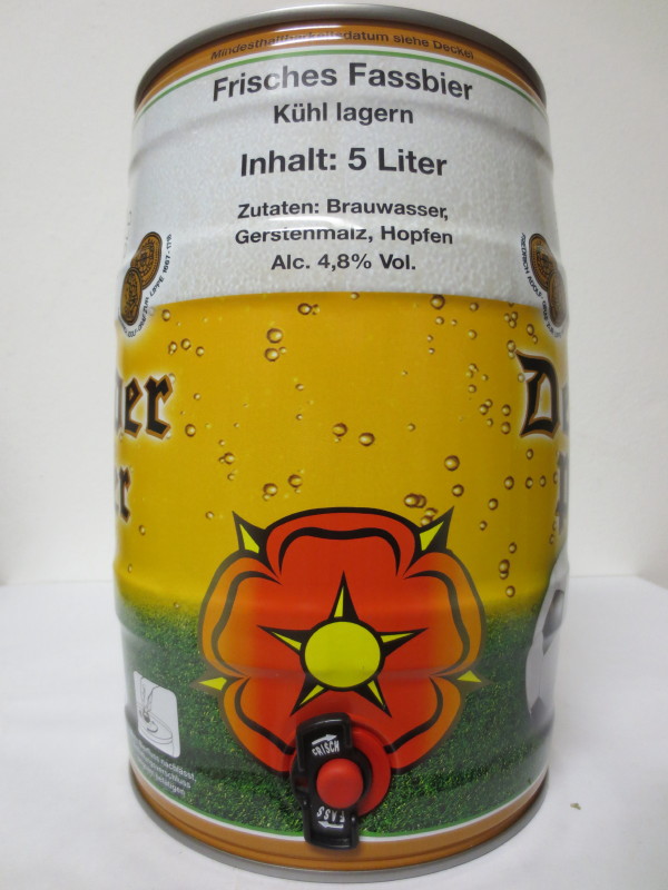 Detmolder Pilsener für ein spritziges Fussball-Erlebnis