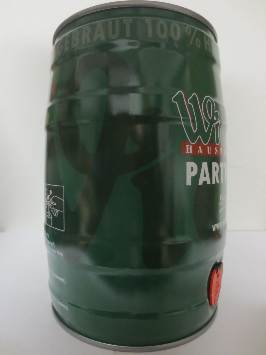 Wichtel HAUSBRAUEREI PARTY-FASS Seit 1989 WWW.WICHTEL.DE 