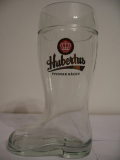 Hubertus PIVOVAR KÁCOV (0,5L) bota