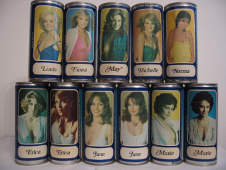 TENNENT´S LAGER girls paper label set from SCOTLAND (44cl)